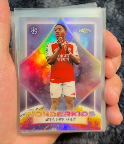 2023 Topps Chrome UEFA Champions League Wonderkids Myles Lewis-Skelly — front