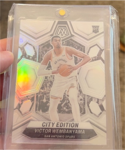 2023 Panini Mosaic City Edition #Victor Wembanyama — front