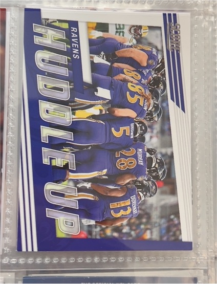 2021 Score Huddle Up Baltimore Ravens — front