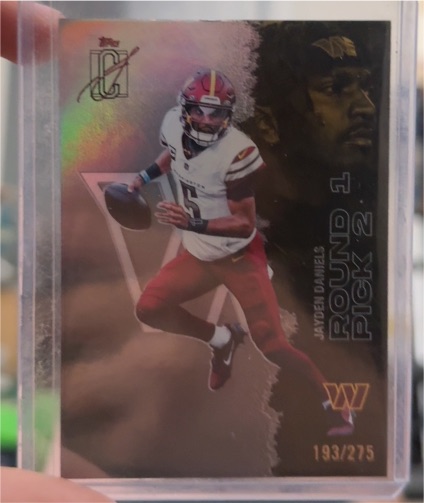 2022 Topps IC #193 Vander Esch — front
