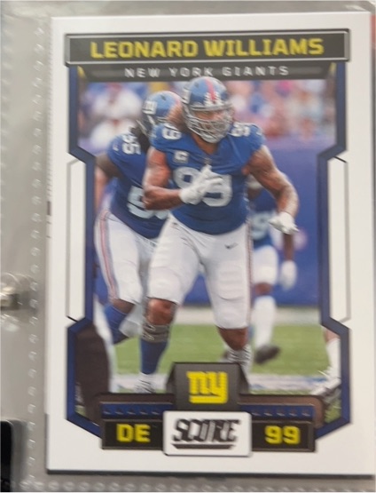 2019 Score #99 Leonard Williams — front