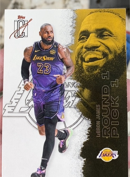 2020 Topps LeBron James #23 — front