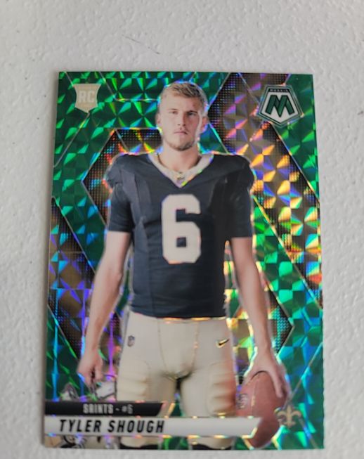 2022 Panini Mosaic #6 Tyler Shough — front