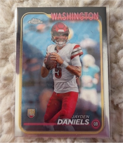 2022 Topps Chrome #RC Jayden Daniels — front