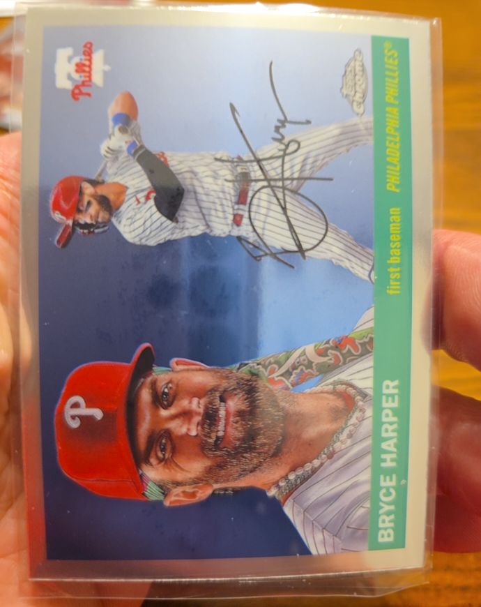 2022 Topps Heritage #1 Bryce Harper — front