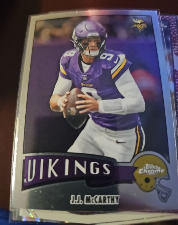 2023 Topps Chrome J.J. McCarthy — front
