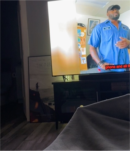 Hisense 50" 4K Smart TV Model 50R6E4 — front