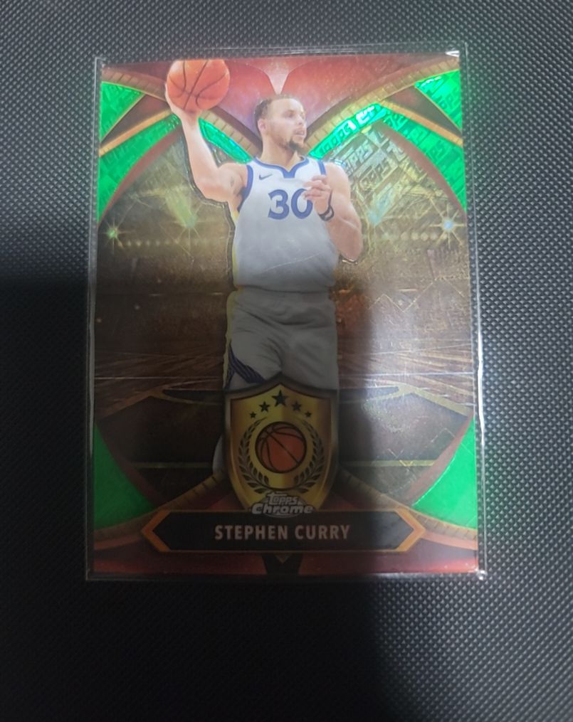 2020 Topps Chrome Stephen Curry — front
