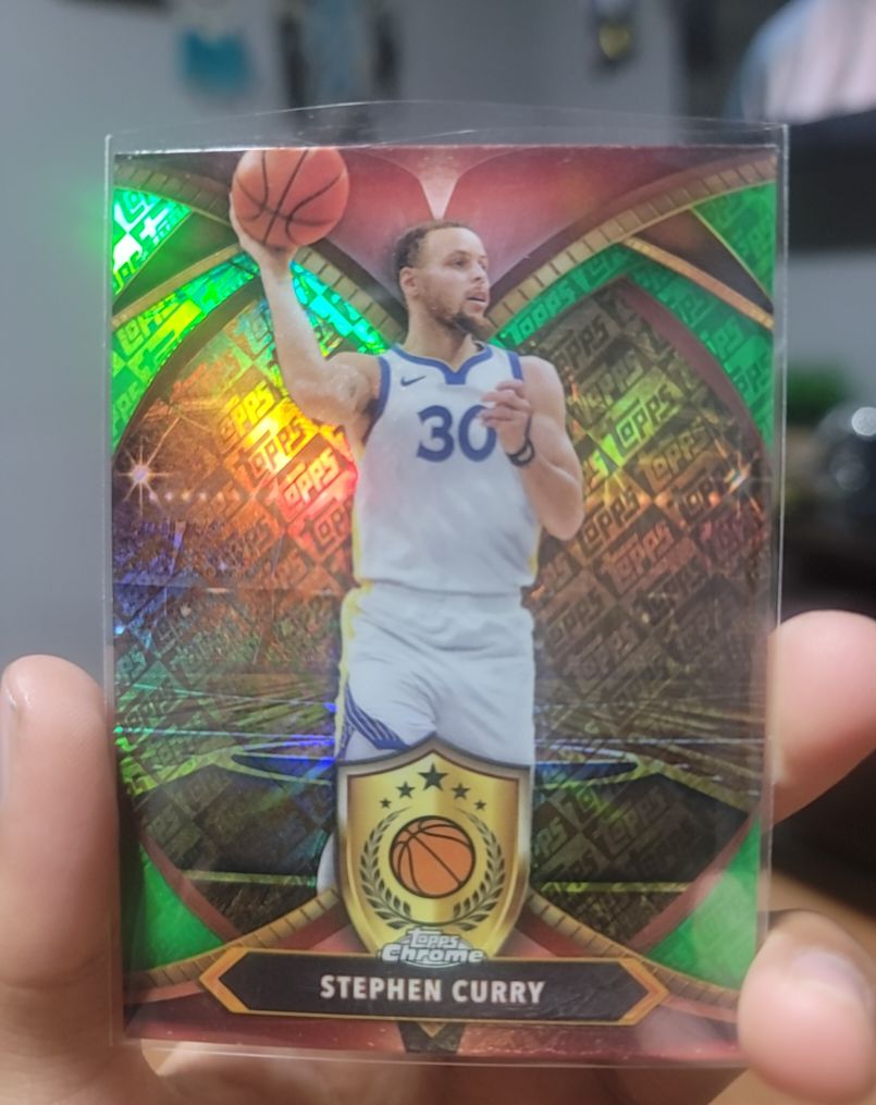 2020 Topps Chrome #4 Stephen Curry — front