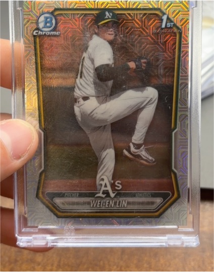 2021 Bowman Chrome #1 Wei-En Lin — front