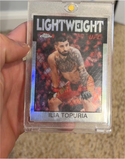 2022 Topps Chrome UFC Lightweight Ilia Topuria — front
