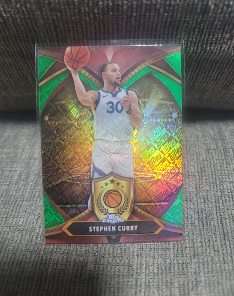2020 Topps Chrome Stephen Curry — front