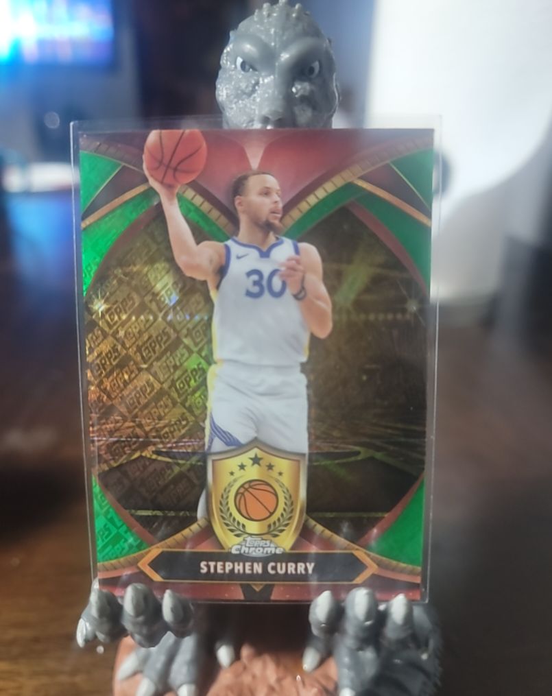 2020 Topps Chrome Stephen Curry — front