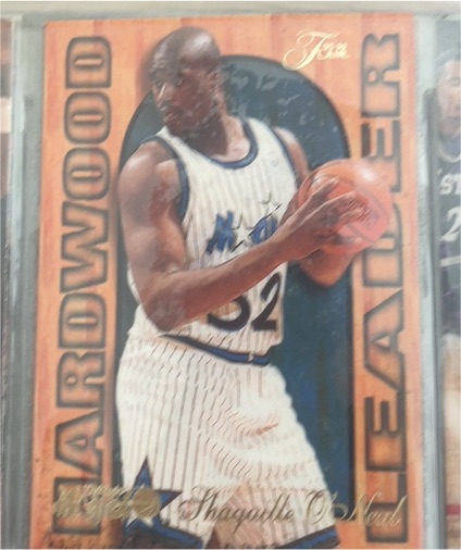 1993 Fleer Shaquille O'Neal #32 Hardwood Leader — front