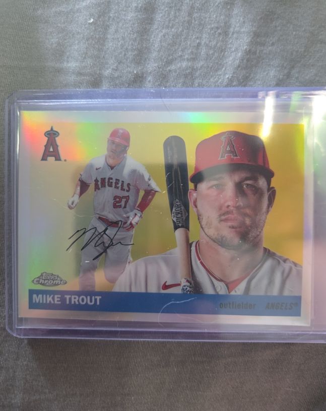 2021 Topps Chrome #27 Mike Trout — front