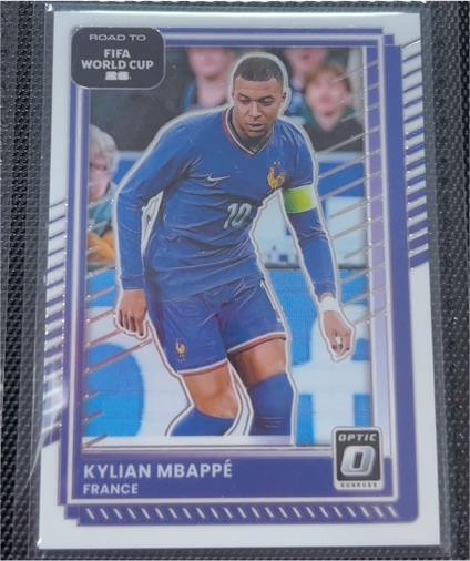 2022 Donruss Optic Road to FIFA World Cup Kylian Mbappé — front