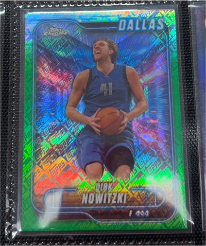 2003 Topps Chrome #F004 Dirk Nowitzki — front