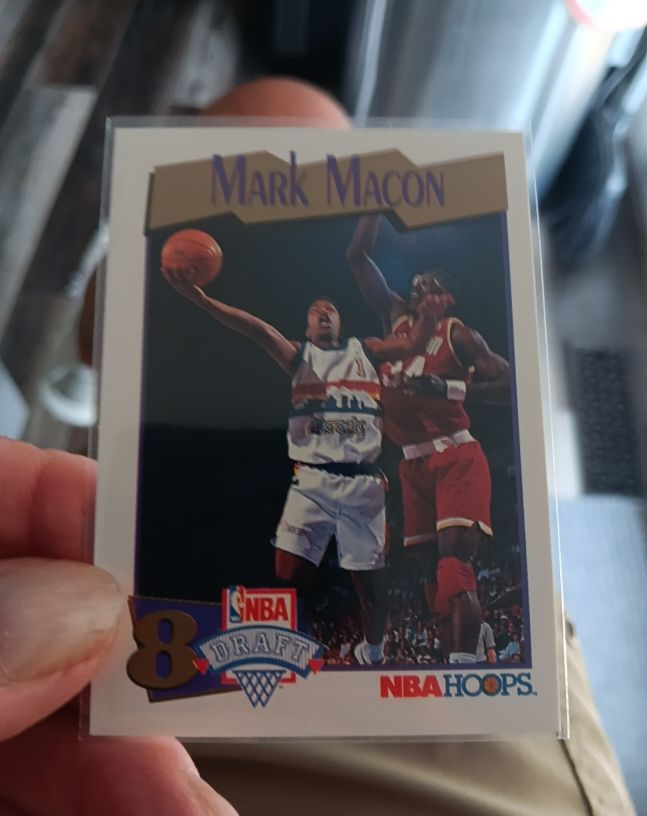 1991 NBA Hoops #8 Mark Macon — front