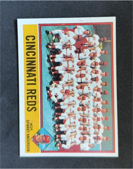 1975 Topps #600 Cincinnati Reds Team — front