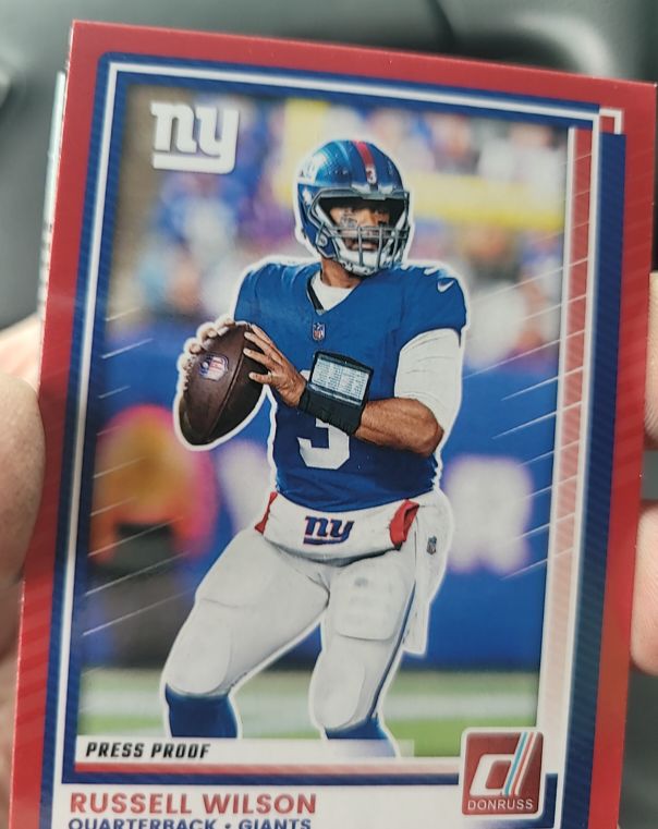 2022 Donruss #3 Russell Wilson — front