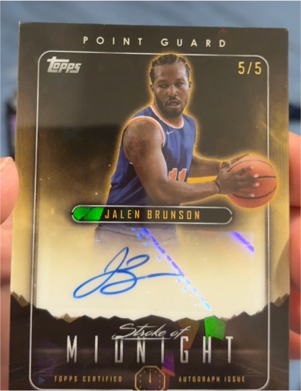 2022 Topps Strokes of Midnight #5 Jalen Brunson — front