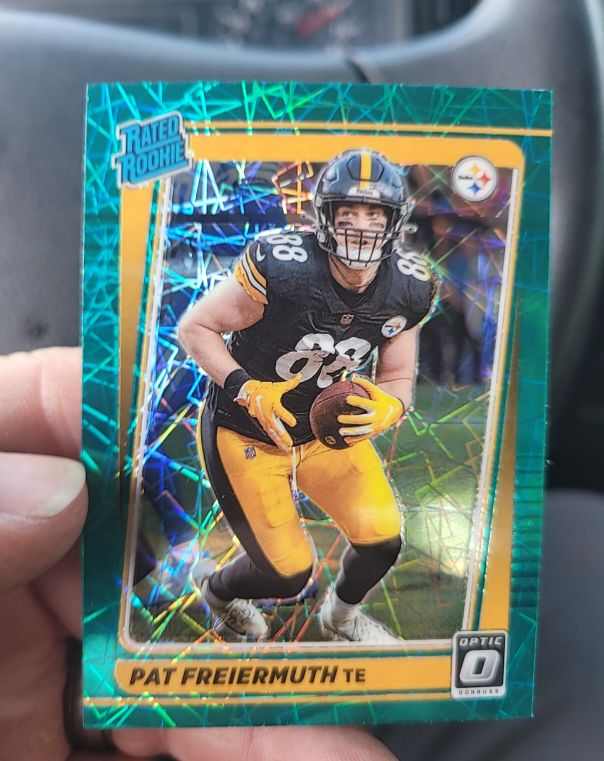 2021 Donruss Optic #188 Pat Freiermuth — front