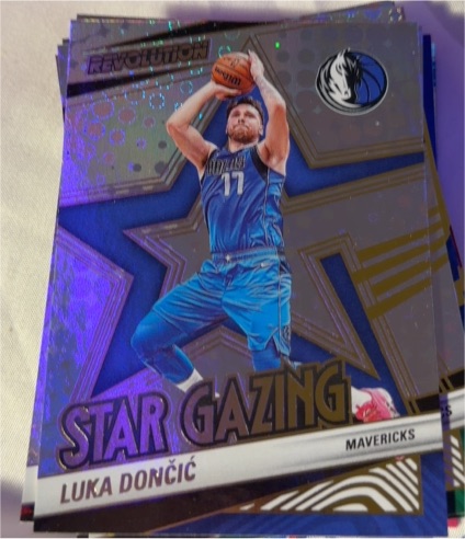 2021 Panini Revolution Star Gazing Luka Dončić — front