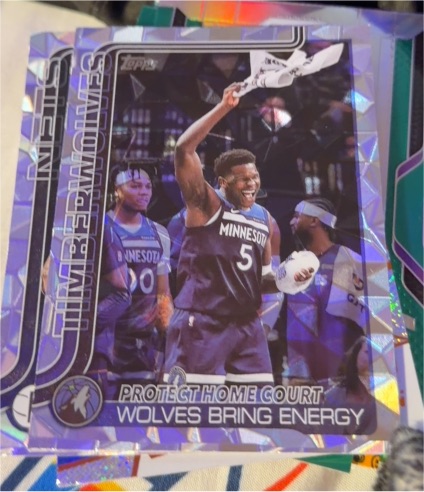 2022 Topps NBA Protect Home Court Minnesota Timberwolves Bring Energy — front