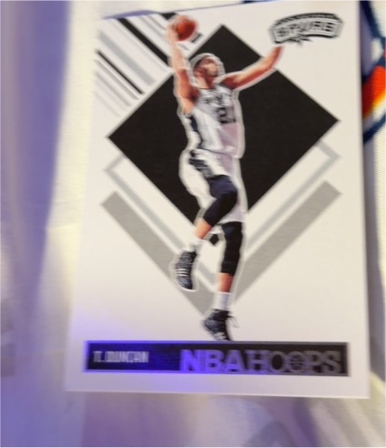 2022 Panini NBA Hoops Luka Doncic — front