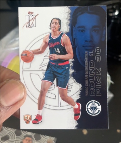 2022 Topps Chrome #14 Wang Zhelin — front
