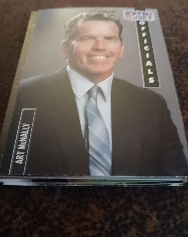 1990 Pro Set Officials #1 Art McNally — front