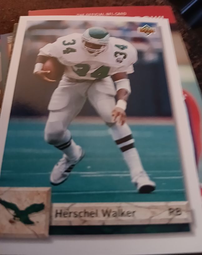 1991 Upper Deck #34 Herschel Walker — front