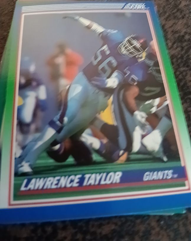 1990 Score #56 Lawrence Taylor — front