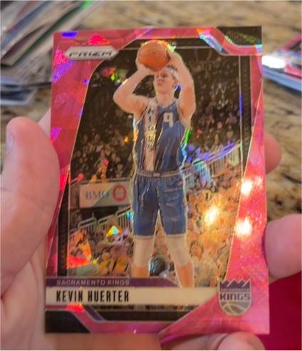 2022 Panini Prizm #9 Kevin Huerter — front