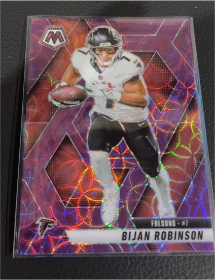 2023 Panini Mosaic #7 Bijan Robinson — front