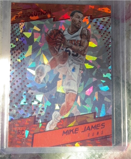 2020 Panini Revolution #255 Mike James — front