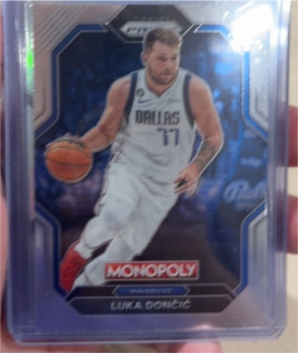 2021 Panini Prizm #77 Luka Dončić — front