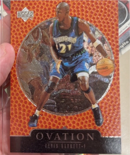1996 Upper Deck Ovation #OV1 Kevin Garnett — front