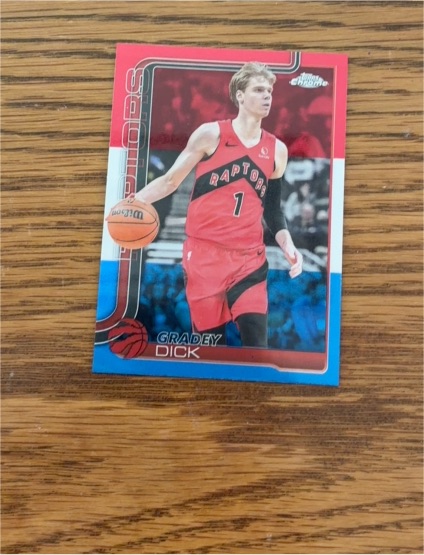 2023 Topps Chrome #1 Gradey Dick — front
