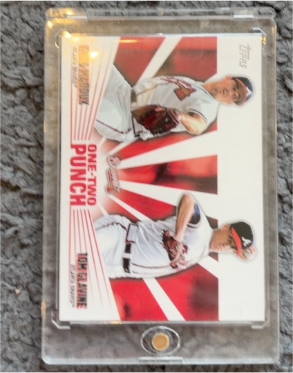 2021 Topps One-Two Punch #OTP-1 John Smoltz / Tom Glavine — front
