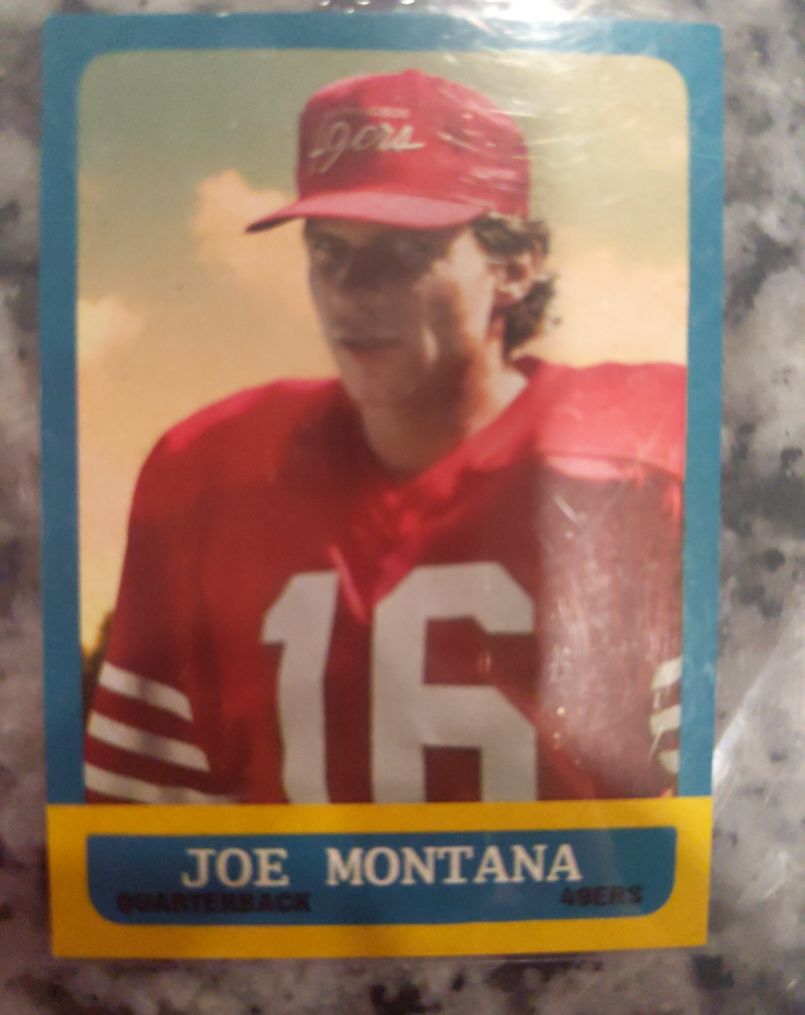 1981 Topps #16 Joe Montana — front