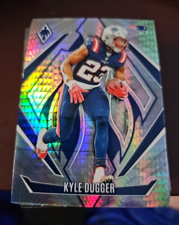 2020 Panini Phoenix #23 Kyle Dugger — front