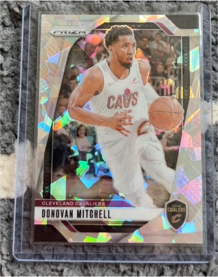 2022-23 Panini Prizm #1 Donovan Mitchell — front