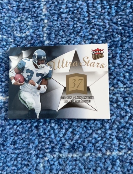 1999 Fleer Ultra #37 Shaun Alexander — front