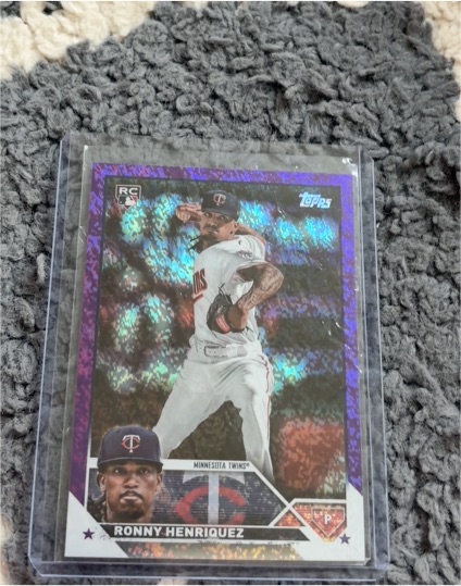 2022 Topps Ronny Henriquez Rookie Card — front