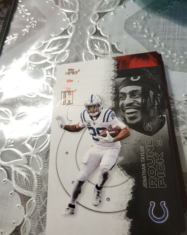 2020 Panini Contenders #9 Jonathan Taylor — front