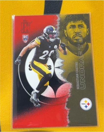 2022 Panini Chronicles Draft Picks #UD-3 Sebastian Castro — front