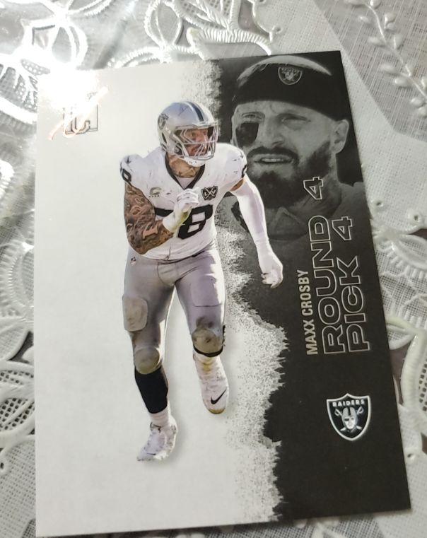2020 Panini Maxx Crosby Round 4 Pick 4 Las Vegas Raiders — front