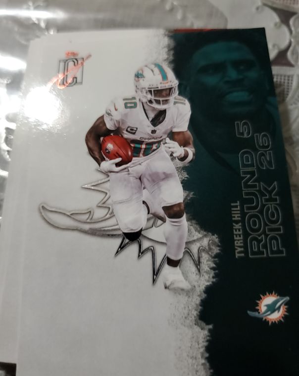 2022 Donruss #265 Tyreek Hill — front