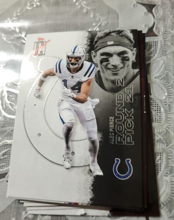 2022 Topps NFL #22 Alec Pierce — front